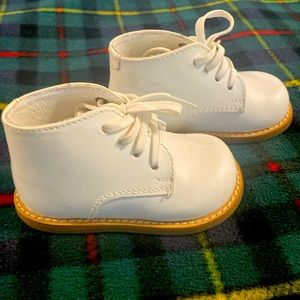 Baby walking shoes